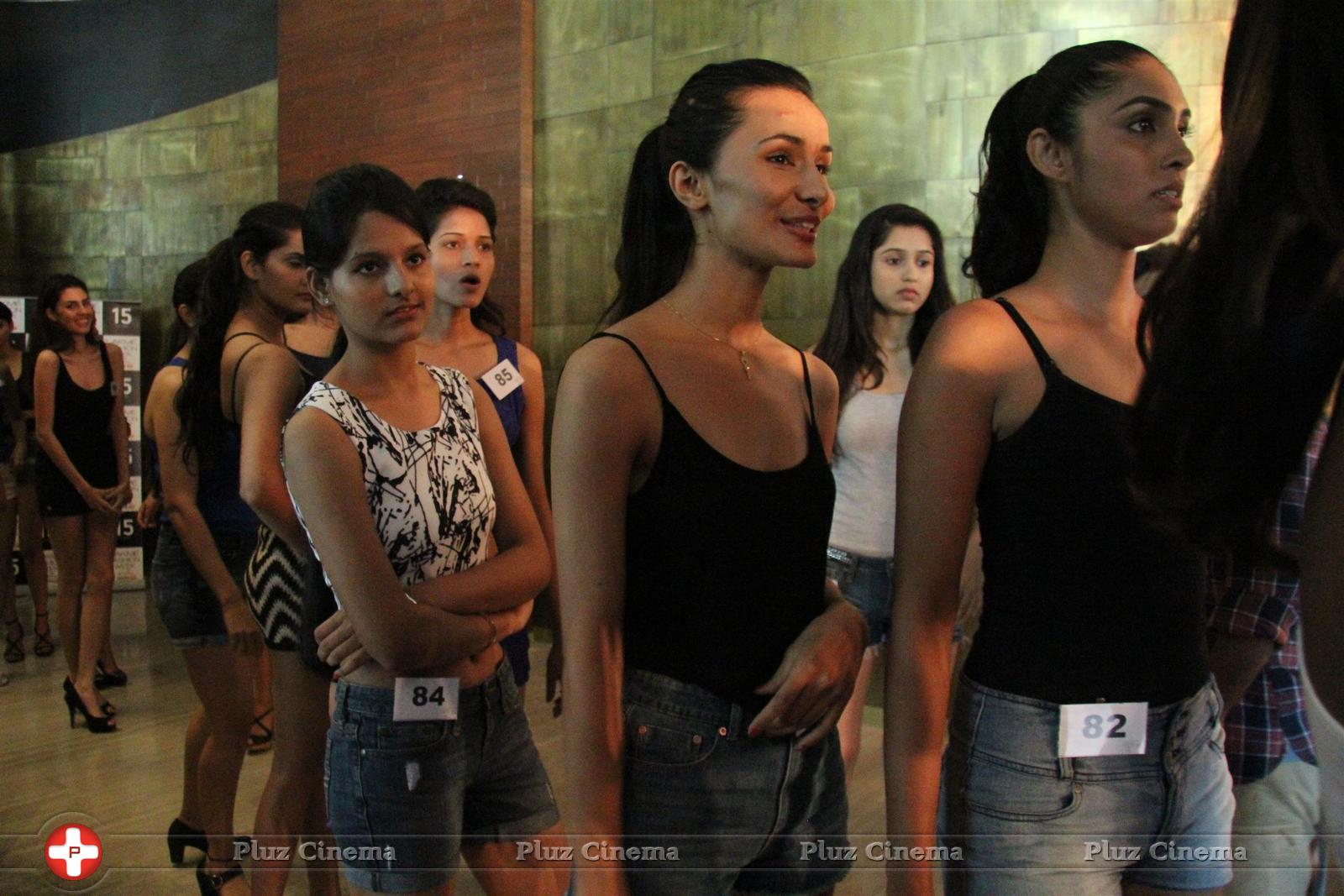 Model Auditions for Lakme Fashion Week Winter / Festive 2015 Photos | Picture 1064334