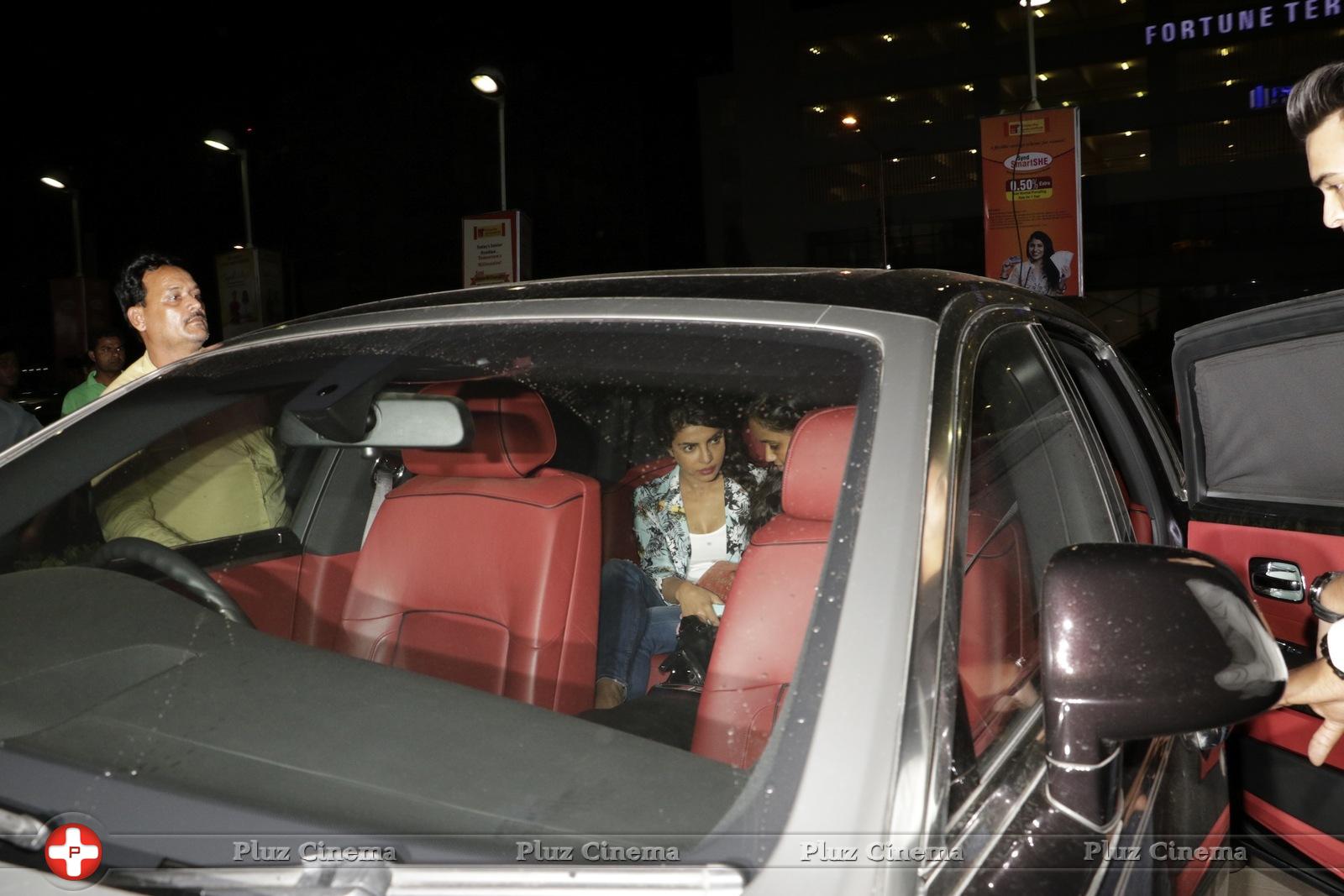 Bollywood Celebs attend Salman Khan hosted Bajrangi Bhaijaan special screening pics | Picture 1065785