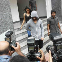 Shahid Kapoor with his wife Mira Rajput spotted outside a gymnasium photos | Picture 1065776