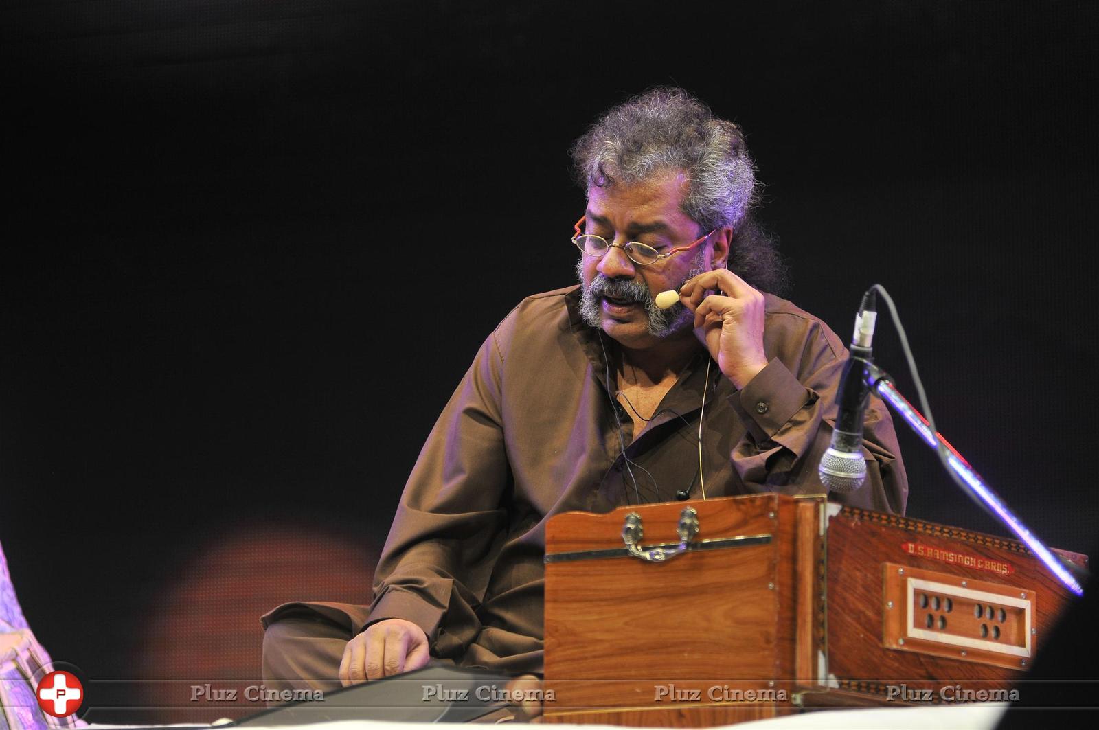 Hariharan - Tribute to Jagjit Singh with musical concert Rehmatein 2 Photos | Picture 1066029