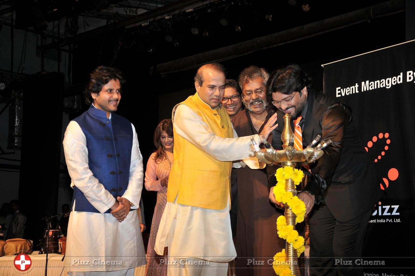 Tribute to Jagjit Singh with musical concert Rehmatein 2 Photos | Picture 1066038