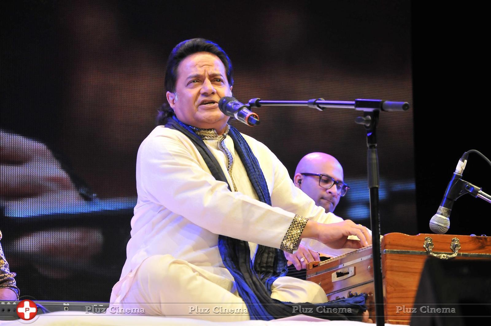 Tribute to Jagjit Singh with musical concert Rehmatein 2 Photos | Picture 1066043