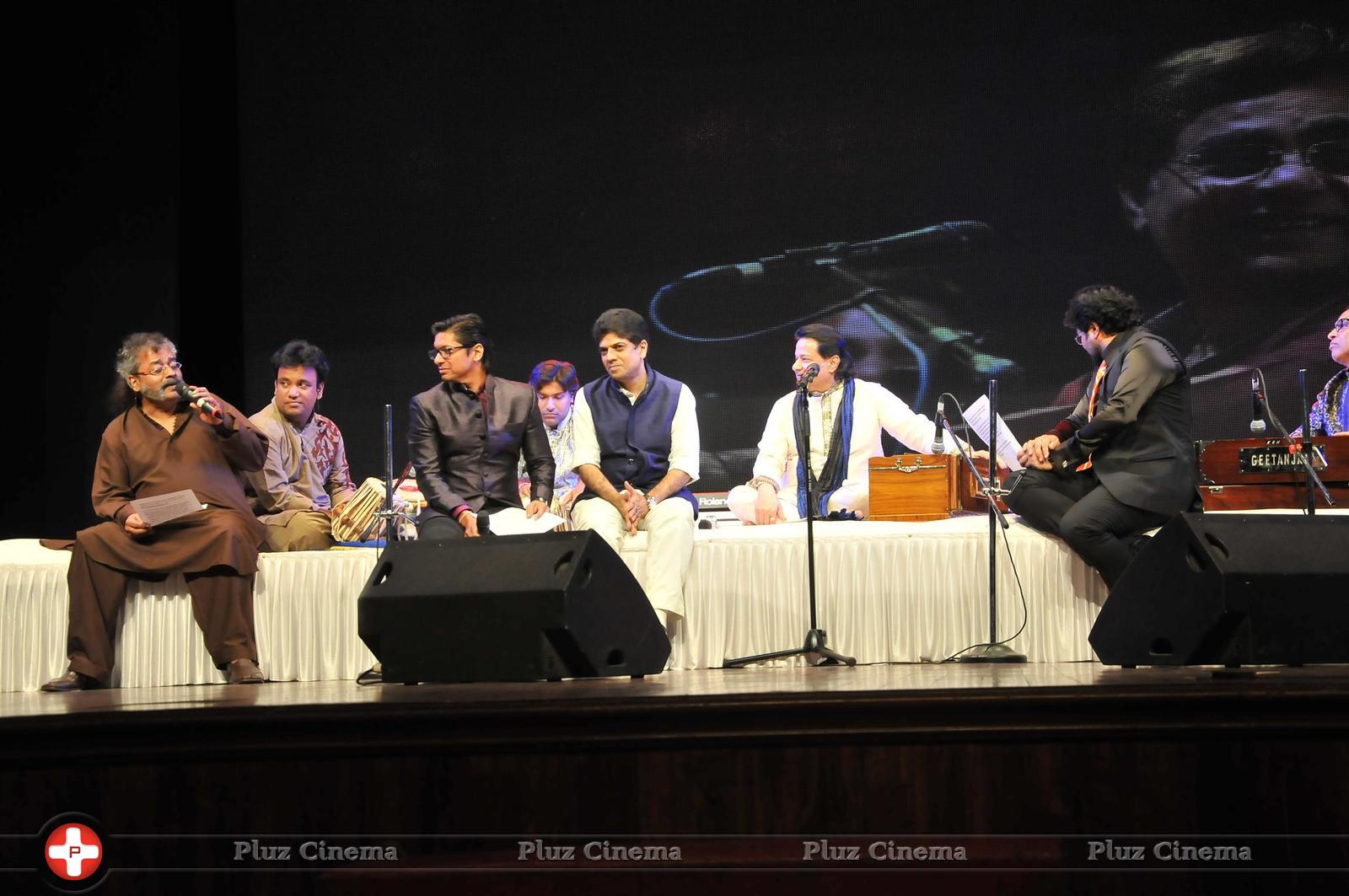 Tribute to Jagjit Singh with musical concert Rehmatein 2 Photos | Picture 1066046
