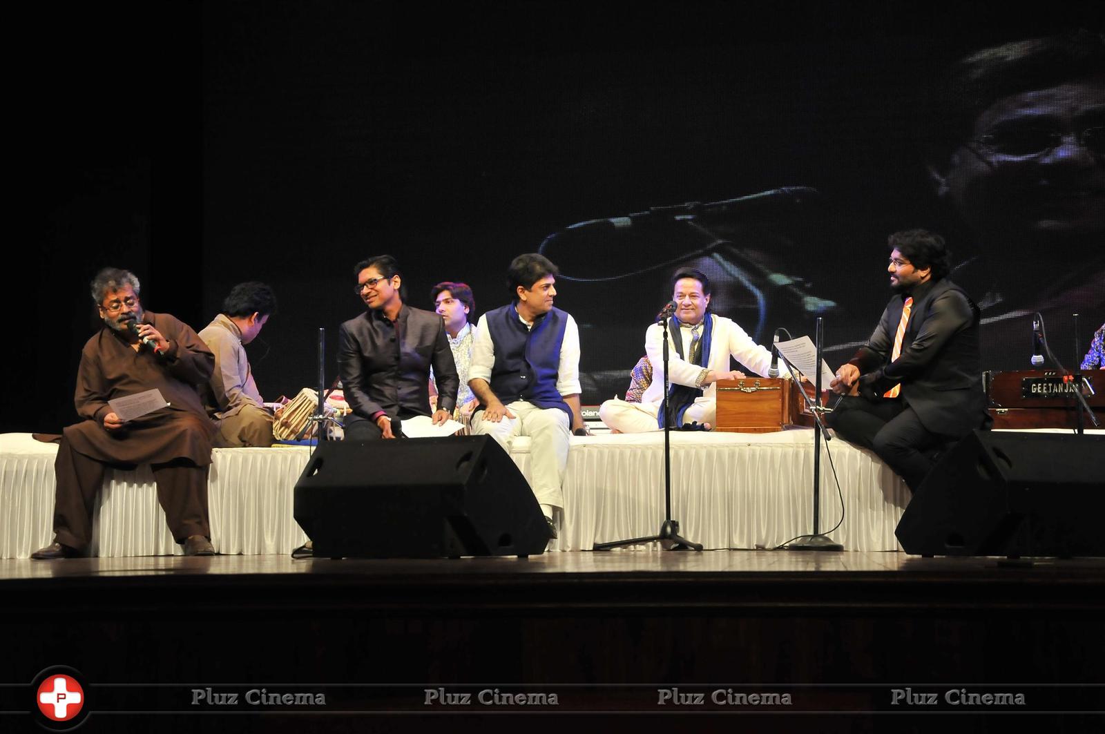 Tribute to Jagjit Singh with musical concert Rehmatein 2 Photos | Picture 1066048