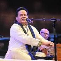 Tribute to Jagjit Singh with musical concert Rehmatein 2 Photos | Picture 1066043