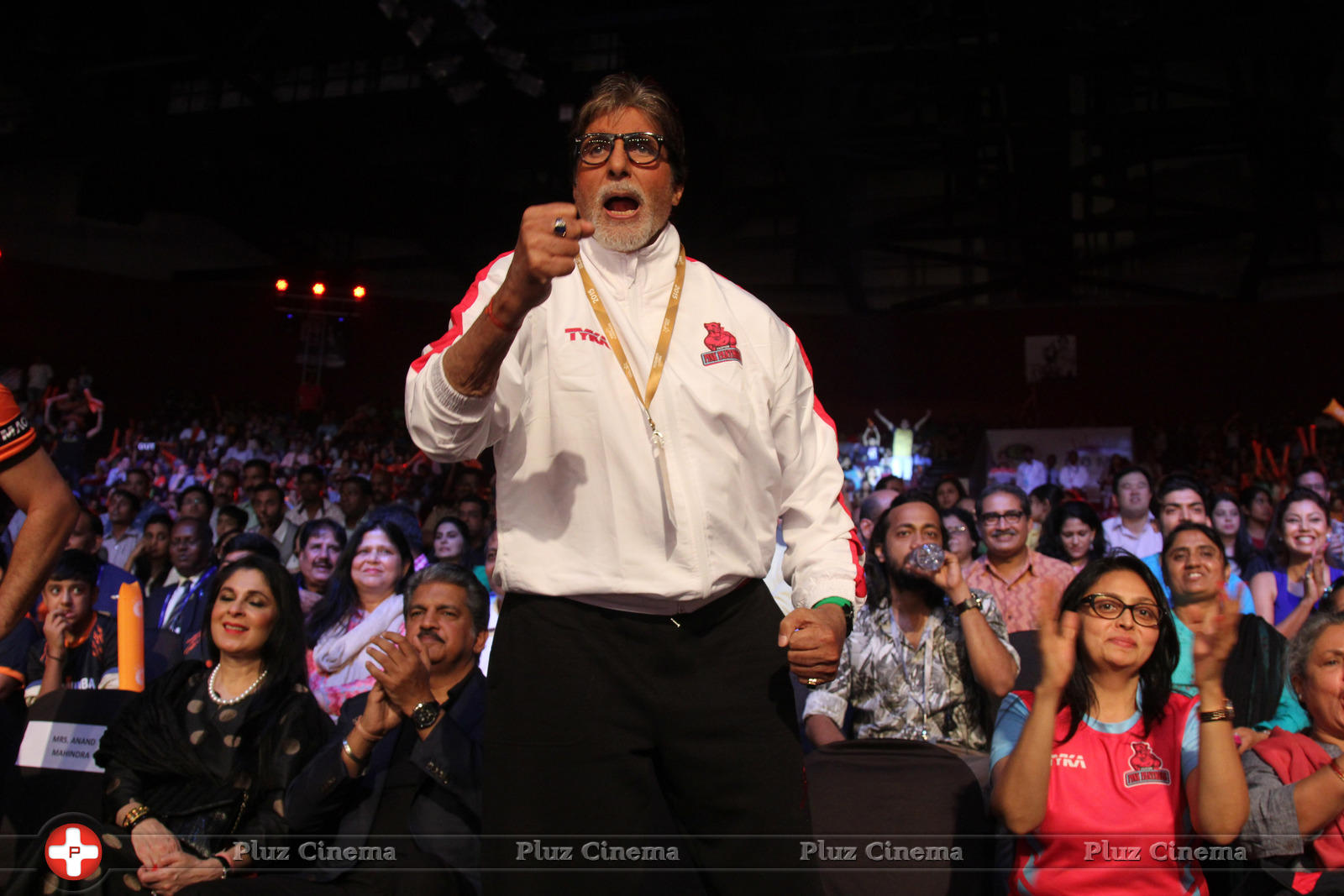 Amitabh Bachchan - Aishwarya Rai, Aamir, Big B at PKL Match Photos | Picture 1067552