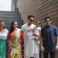 Imran Khan - Imran Khan celebrates Ramzan Eid with his family photos | Picture 1067450
