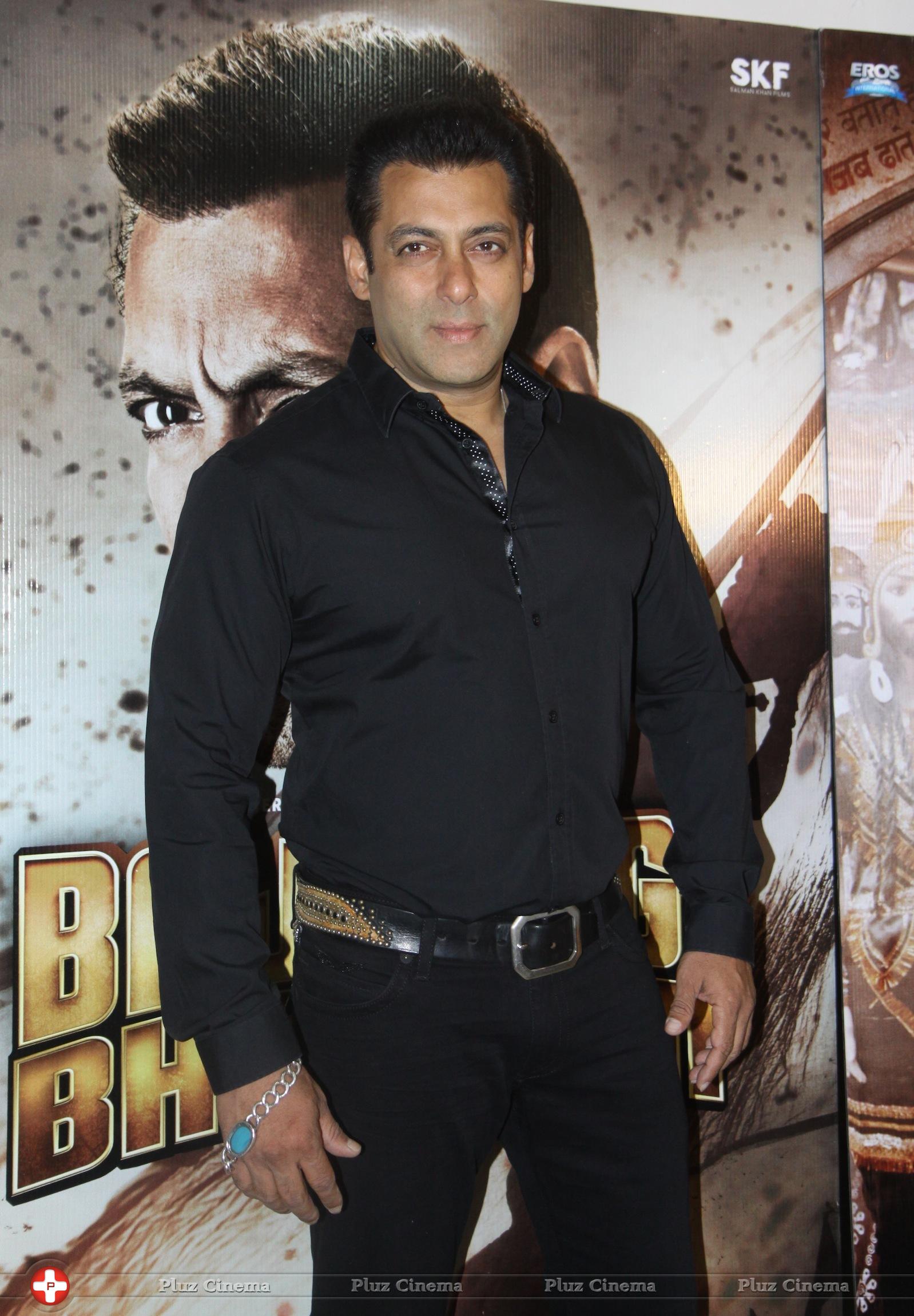 Salman Khan - Salman Khan celebrates Ramzan Eid and film Bajrangi Bhaijaan success photos | Picture 1067574