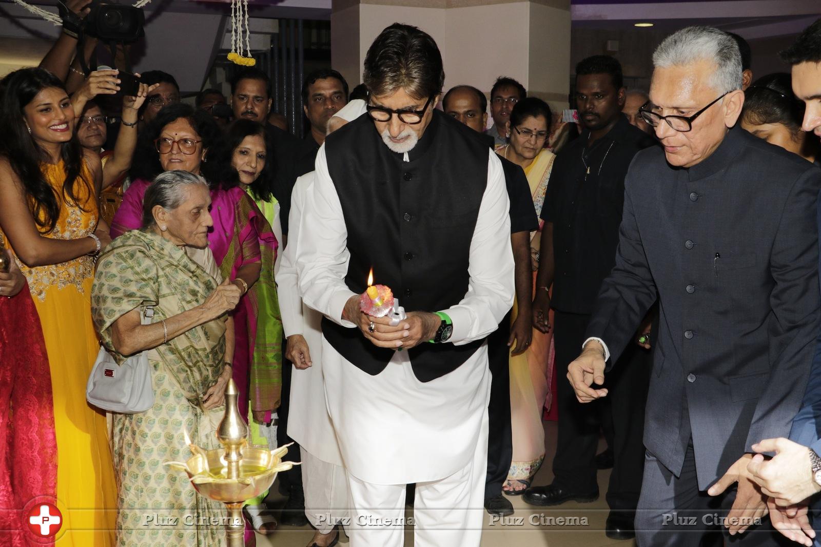 Mr.Amitabh Bachchan inaugurates the Jamnabai Narsee International School Photos | Picture 1078208