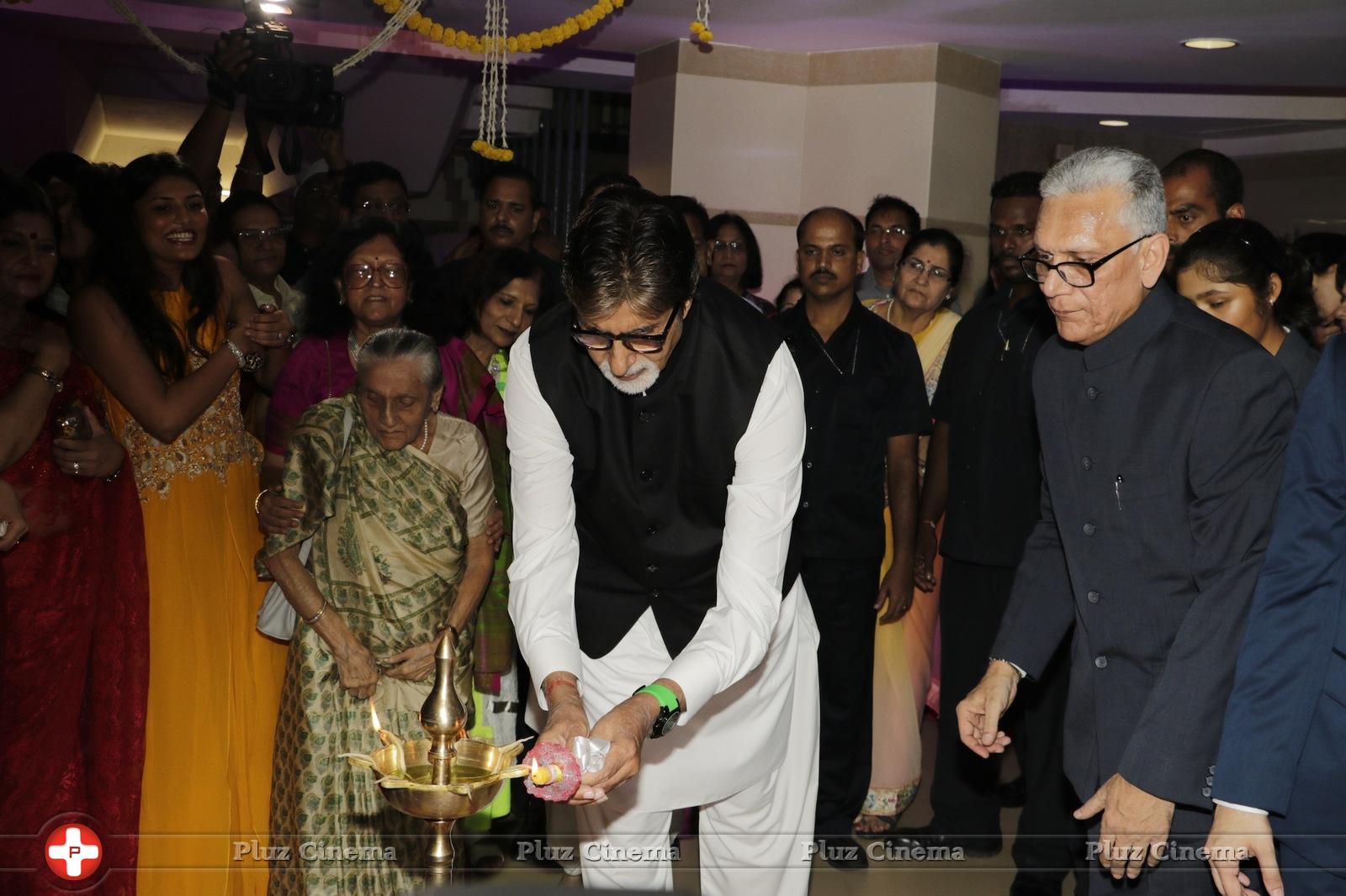 Mr.Amitabh Bachchan inaugurates the Jamnabai Narsee International School Photos | Picture 1078209