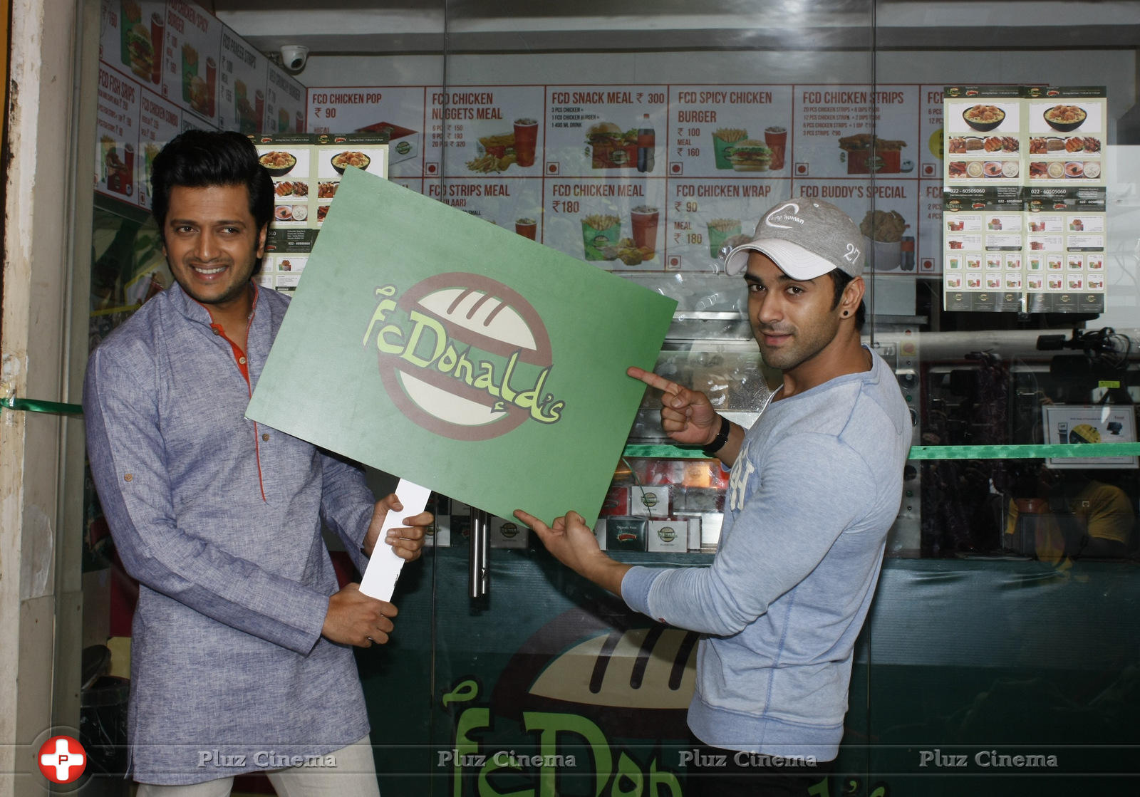 Riteish Deshmukh & Pulkit launch Bangistan's food joint Fc Donalds Photos | Picture 1078182
