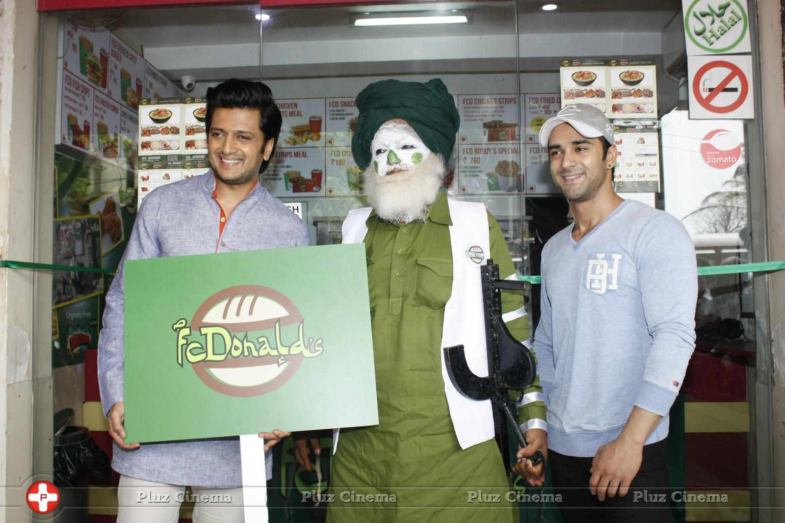 Riteish Deshmukh & Pulkit launch Bangistan's food joint Fc Donalds Photos | Picture 1078186