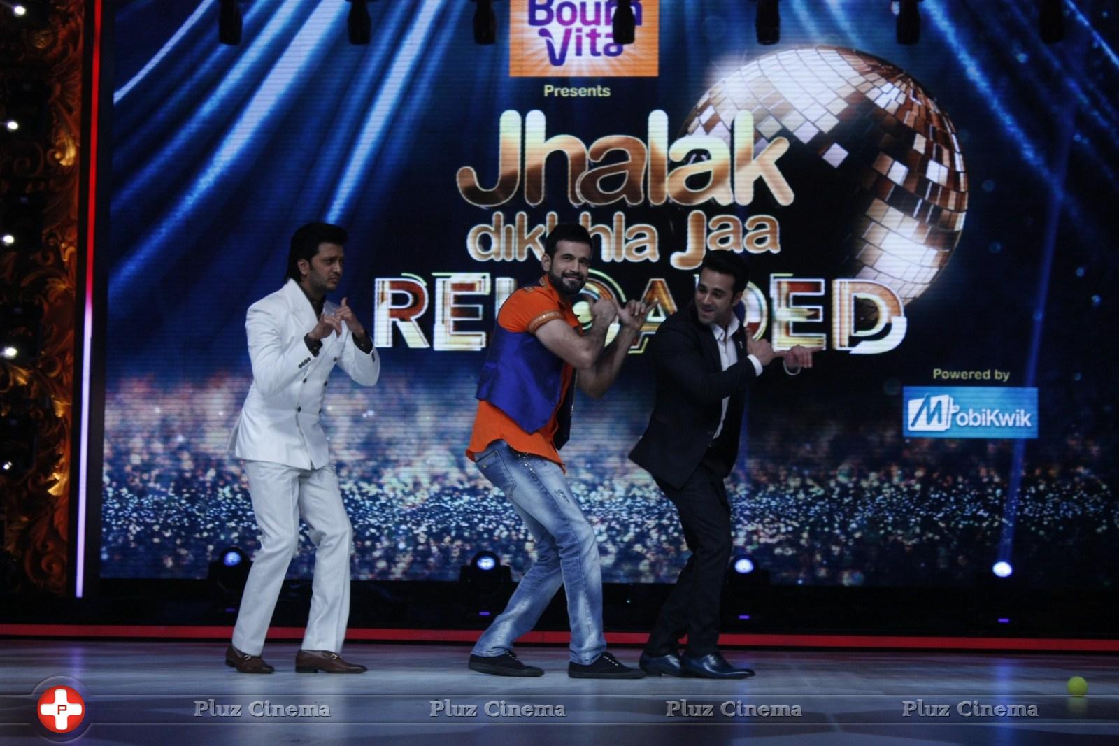 Film Bangistan Promotion On The Set Of Jhalak Reloaded With Judges Photos | Picture 1079534