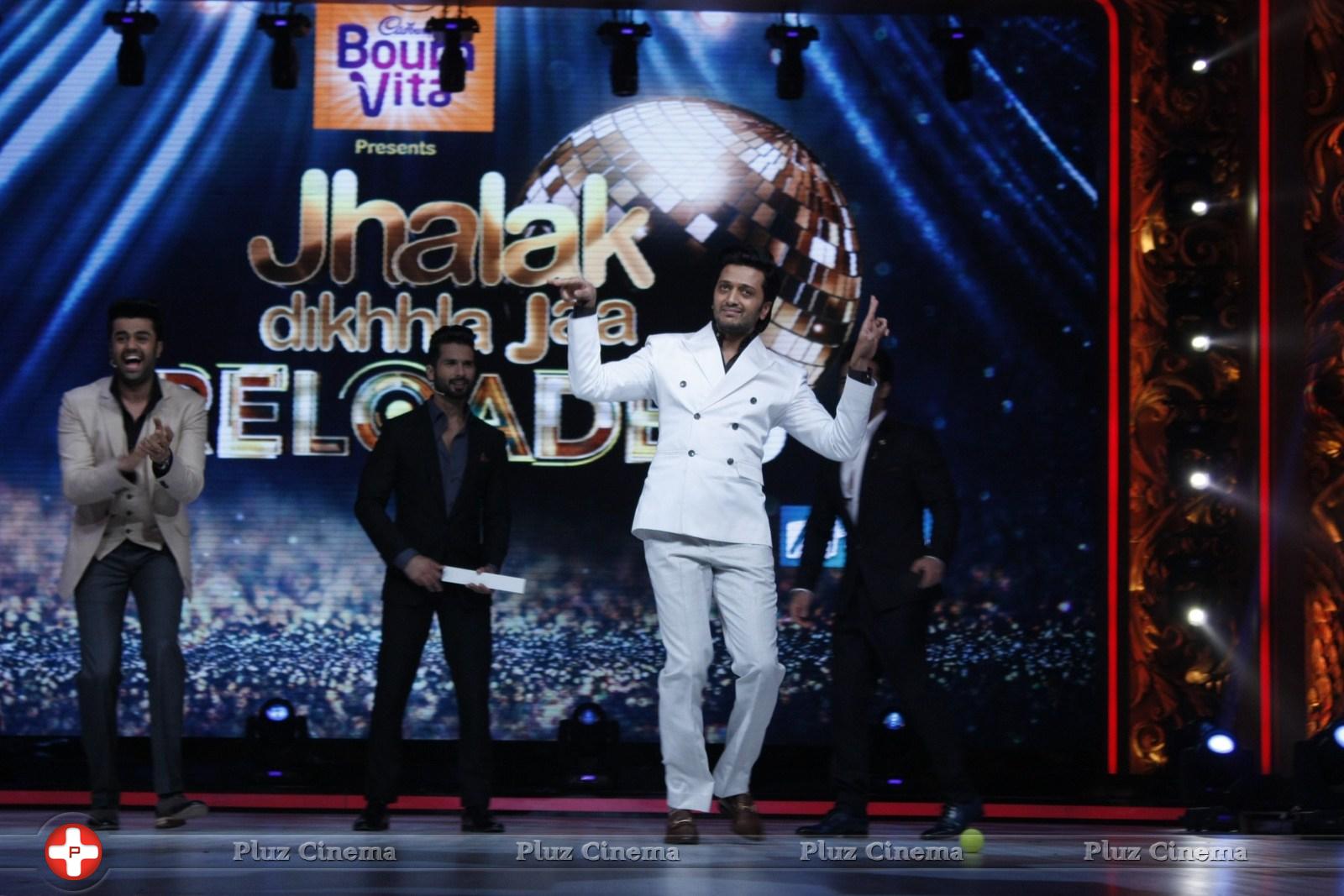 Film Bangistan Promotion On The Set Of Jhalak Reloaded With Judges Photos | Picture 1079539