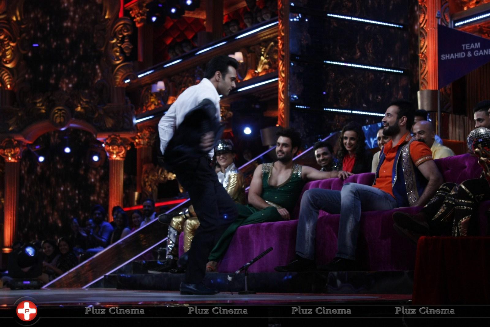 Film Bangistan Promotion On The Set Of Jhalak Reloaded With Judges Photos | Picture 1079555