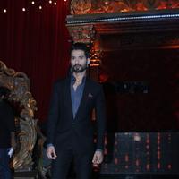Shahid Kapoor - Film Bangistan Promotion On The Set Of Jhalak Reloaded With Judges Photos | Picture 1079450