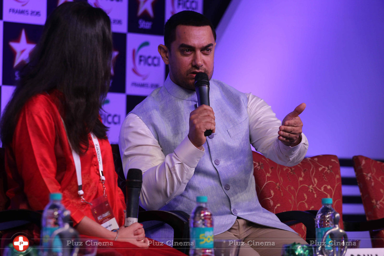 Aamir Khan - Aamir Khan with Kamal Haasan at the inaugural session of FICCI Frames 2015 Photos | Picture 1001454