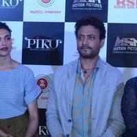 Big B, Deepika Padukone, Irrfan at film Piku Trailer Launch Photos | Picture 1001568