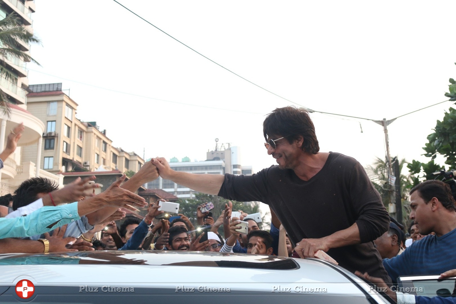 Mark The Beautification Of Band Stand Bandra By Shah Rukh Khan Photos | Picture 1433391