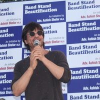 Shahrukh Khan - Mark The Beautification Of Band Stand Bandra By Shah Rukh Khan Photos