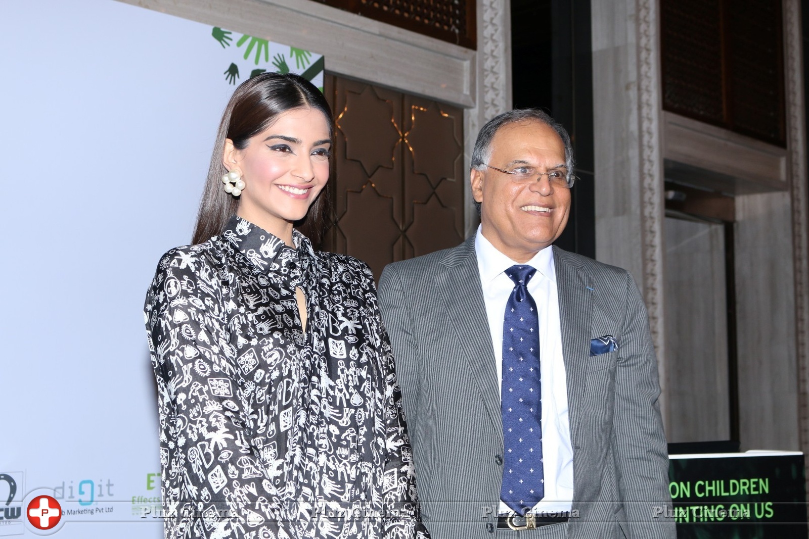 Sonam Kapoor Support Fight Malnutrition In The Country In Association With Fight Hunger Foundation and ACF Photos | Picture 1433541
