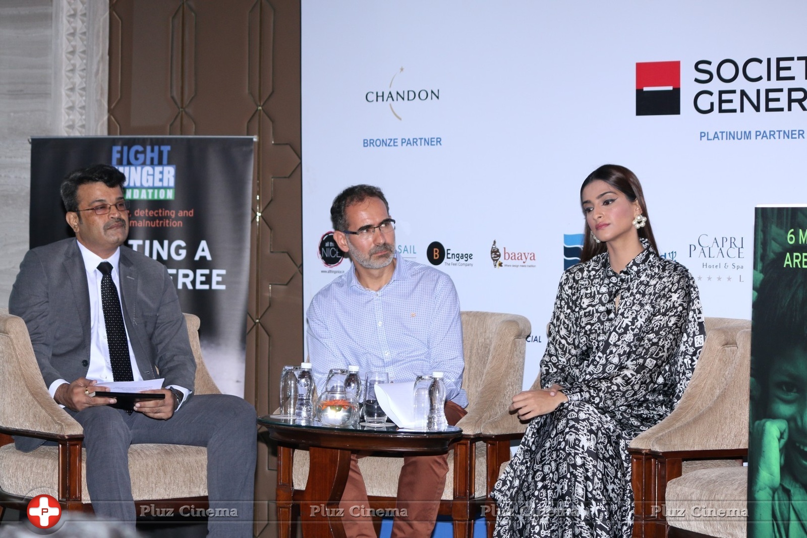 Sonam Kapoor Support Fight Malnutrition In The Country In Association With Fight Hunger Foundation and ACF Photos | Picture 1433521