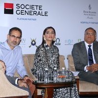 Sonam Kapoor Support Fight Malnutrition In The Country In Association With Fight Hunger Foundation and ACF Photos | Picture 1433530