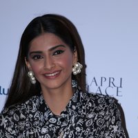 Sonam Kapoor Ahuja - Sonam Kapoor Support Fight Malnutrition In The Country In Association With Fight Hunger Foundation and ACF Photos | Picture 1433522