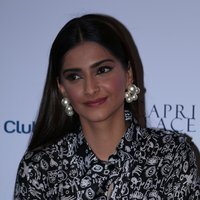 Sonam Kapoor Ahuja - Sonam Kapoor Support Fight Malnutrition In The Country In Association With Fight Hunger Foundation and ACF Photos | Picture 1433523