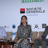 Sonam Kapoor Support Fight Malnutrition In The Country In Association With Fight Hunger Foundation and ACF Photos | Picture 1433515