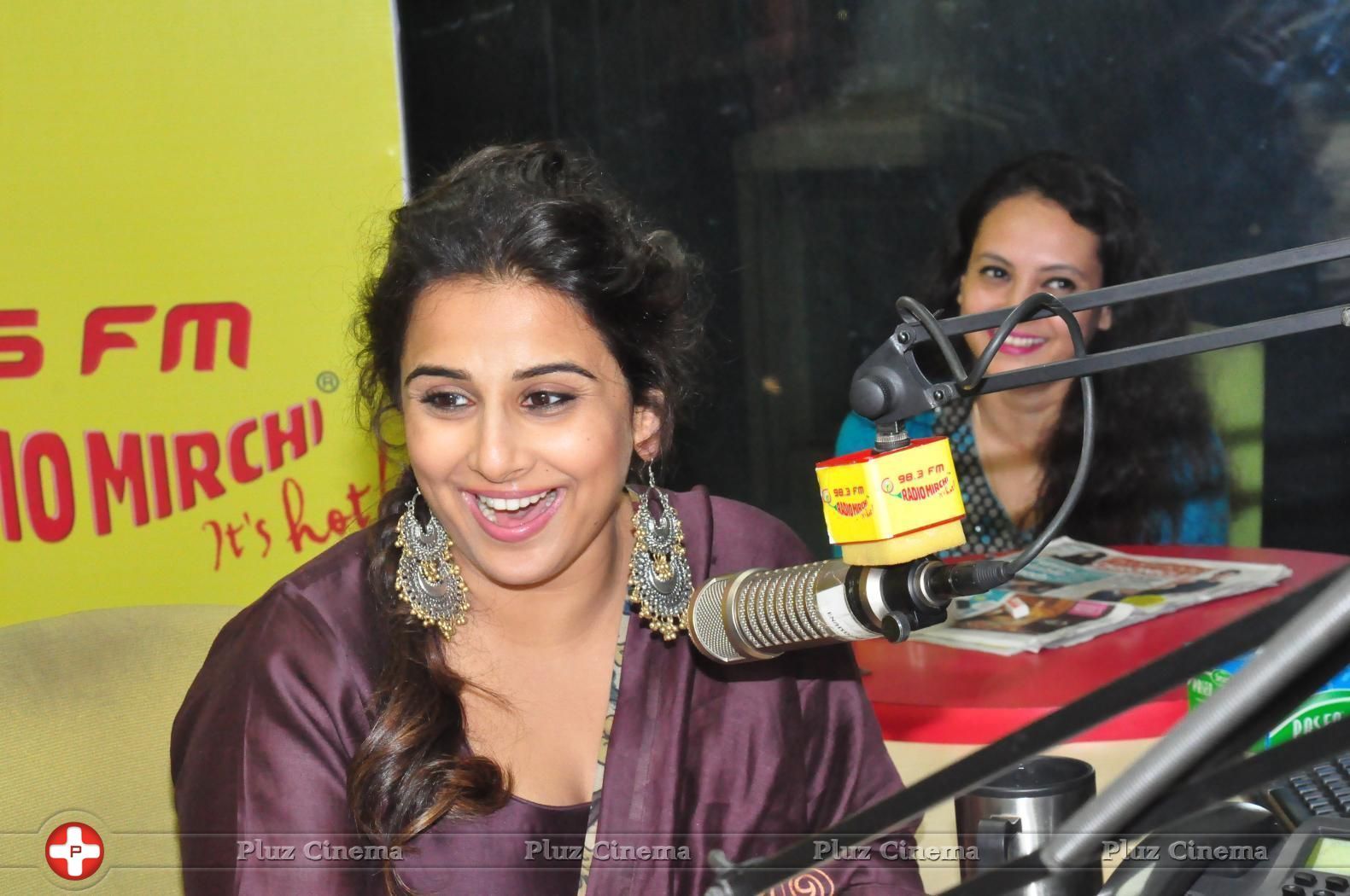 Vidya Balan - Kahaani 2 Movie Promotion at Radio Mirchi Photos | Picture 1438054