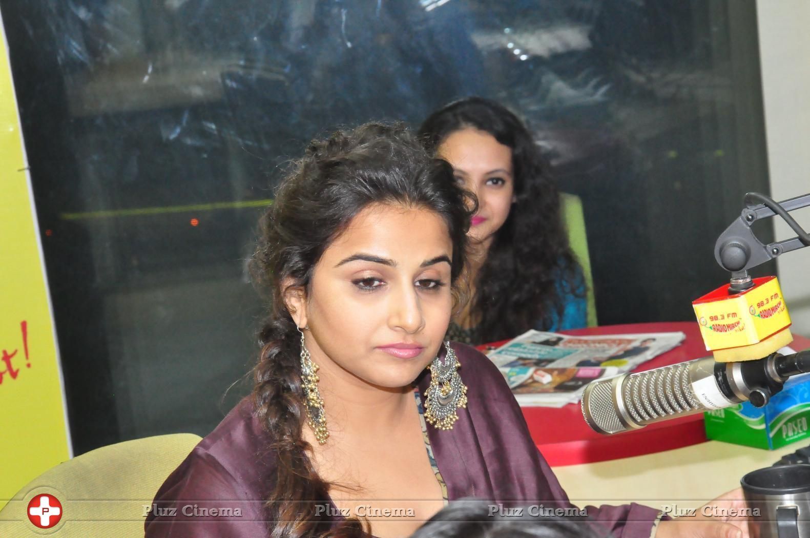 Vidya Balan - Kahaani 2 Movie Promotion at Radio Mirchi Photos | Picture 1438055