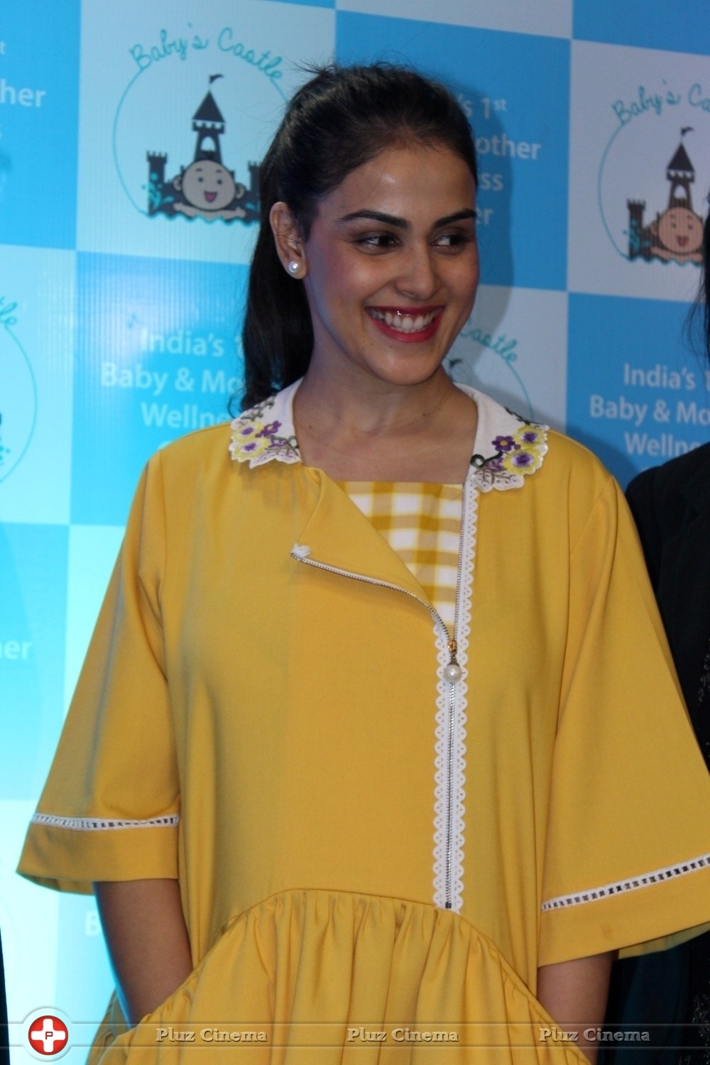 Genelia D Souza launches Baby and Mother Wellness Centre Photos | Picture 1439496