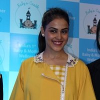 Genelia D Souza launches Baby and Mother Wellness Centre Photos | Picture 1439502