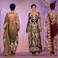 Abu Jani Sandeep Khosla presents The Golden Peacock fashion show photos | Picture 600221
