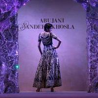 Abu Jani Sandeep Khosla presents The Golden Peacock fashion show photos | Picture 600223