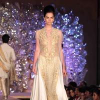 Abu Jani Sandeep Khosla presents The Golden Peacock fashion show photos | Picture 600230