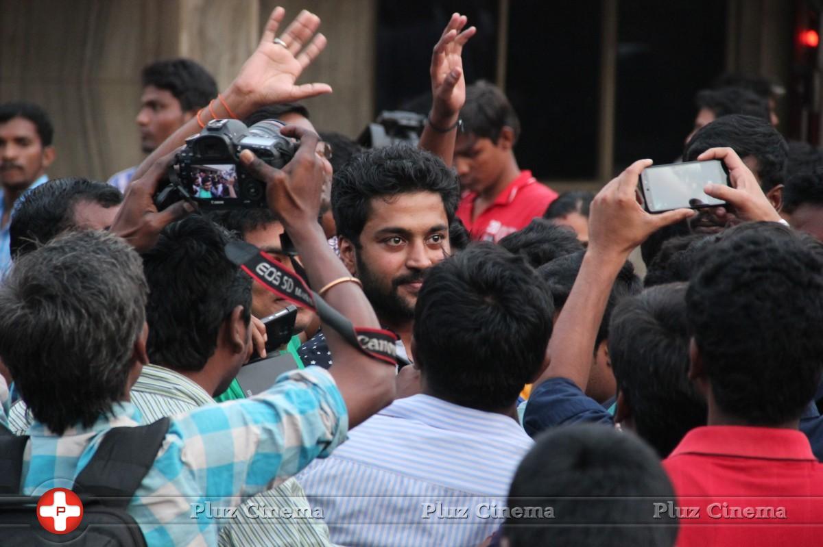 Kayal Team Vists Theaters Photos | Picture 917583