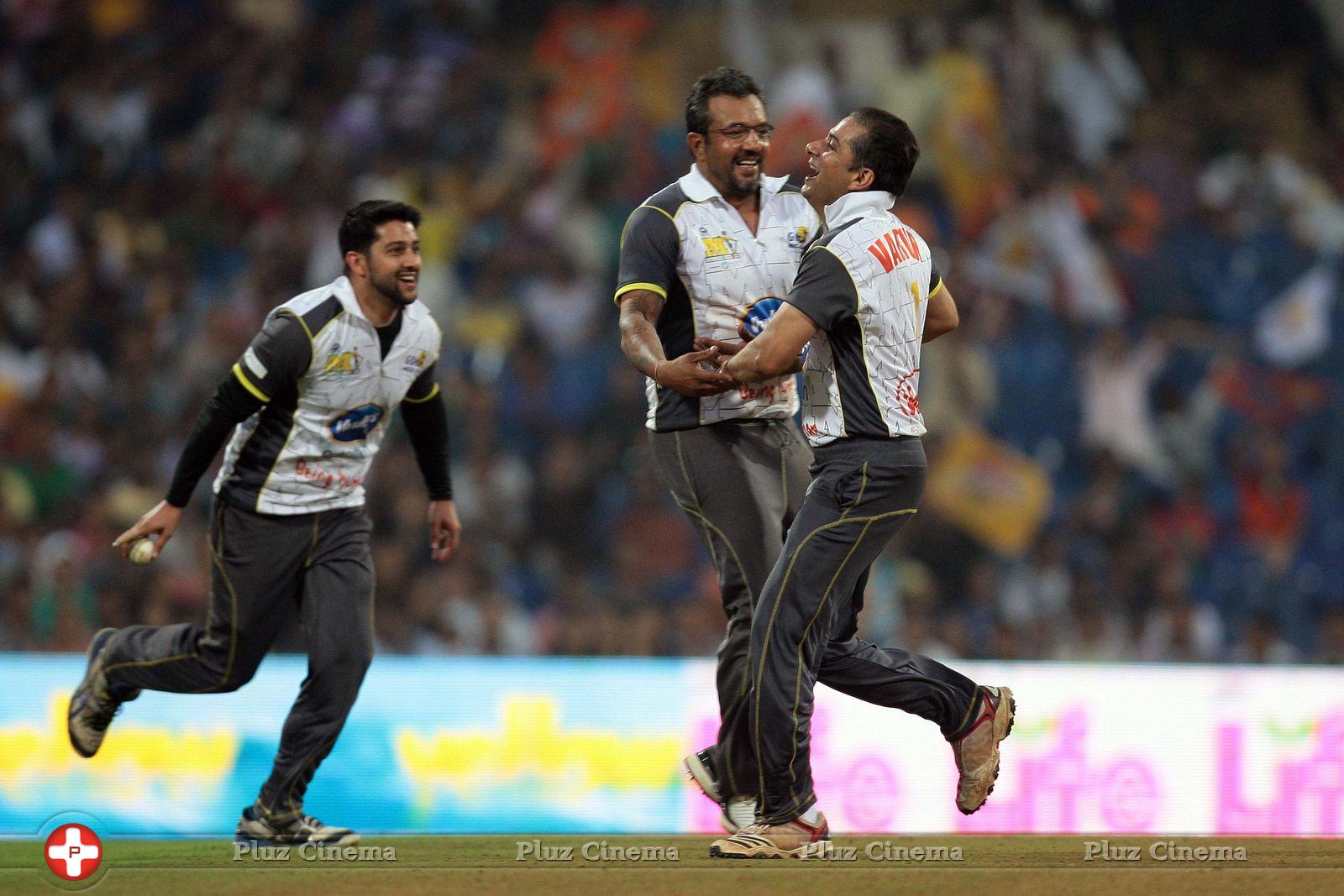 CCL 4 Mumbai Heroes Vs Chennai Rhinos Match Photos | Picture 702909