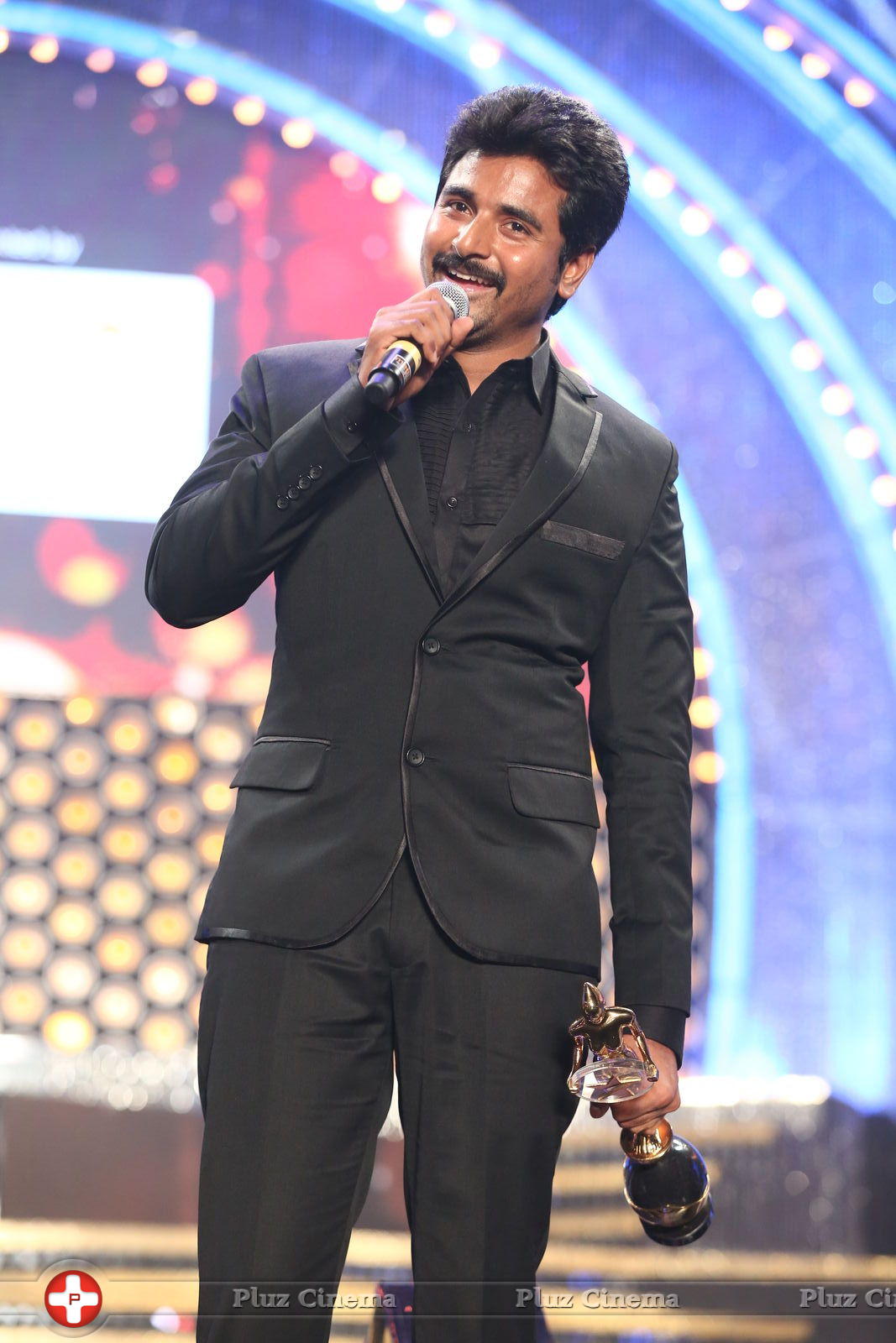 sivakarthikeyan in vijay awards 2022