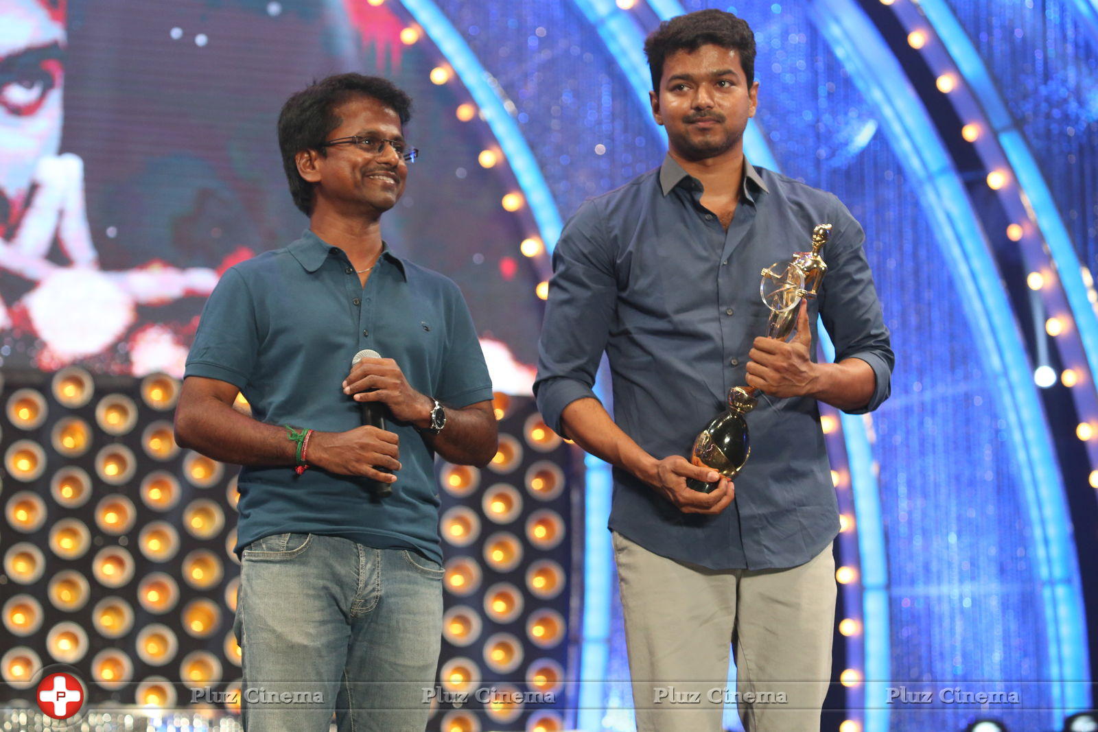 8th Annual Vijay Awards 2013 2014 Photos | Picture 774175