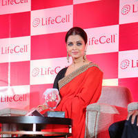Aishwarya Rai - Aishwarya Rai Bachchan at Launching Lifecell Public Stem Cell Banking Photos | Picture 783201