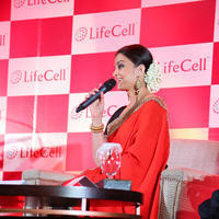 Aishwarya Rai Bachchan - Aishwarya Rai Bachchan at Launching Lifecell Public Stem Cell Banking Photos | Picture 783203