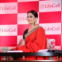 Aishwarya Rai Bachchan - Aishwarya Rai Bachchan at Launching Lifecell Public Stem Cell Banking Photos | Picture 783209