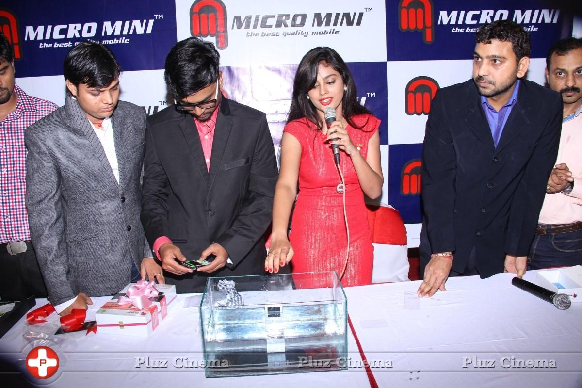 Nandita Launches Micromax Mini Smartphone Photos | Picture 856842