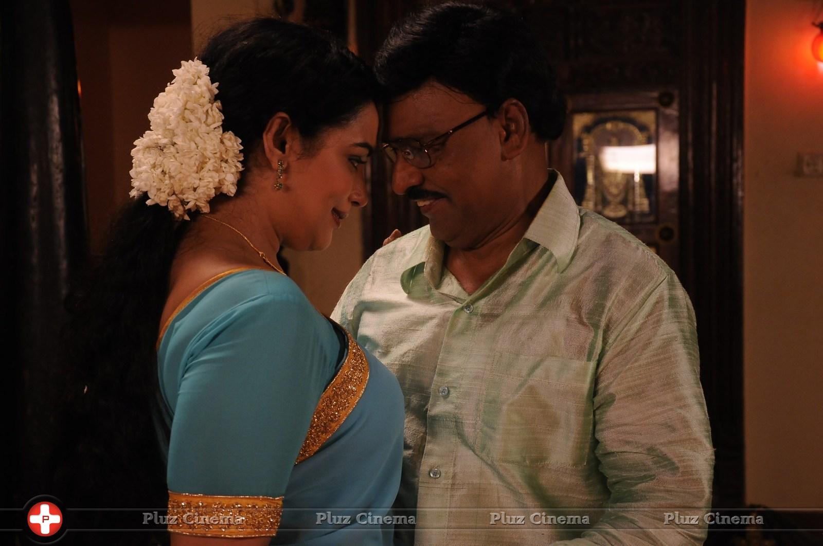 Thunai Mudhalvar Movie Hot Stills | Picture 855629
