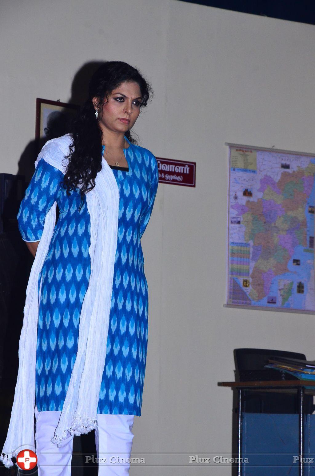 Asha Sarath - Papanasam Movie Success Meet Photos | Picture 1058445