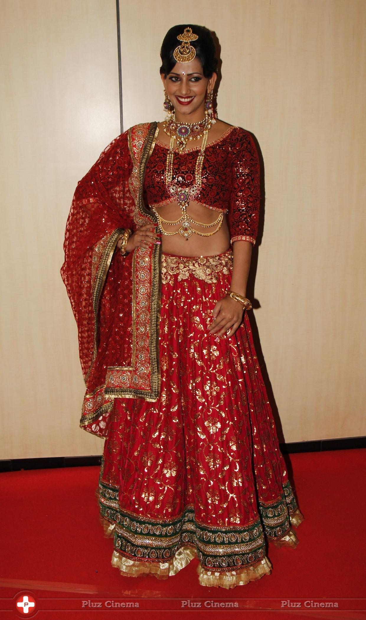 Sanjana Singh walks for Makeup Mantra fashion show photos | Picture 1007447