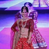 Sanjana Singh walks for Makeup Mantra fashion show photos | Picture 1007430