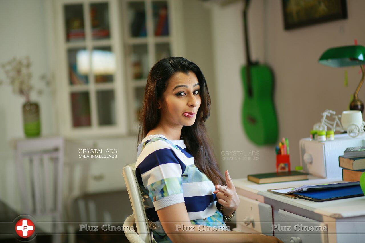 Actress Kalhaara Photoshoot Stills | Picture 1438704